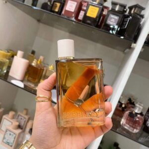برفان تستر تركي Burberry Her Intense Burberry ( حريمي)